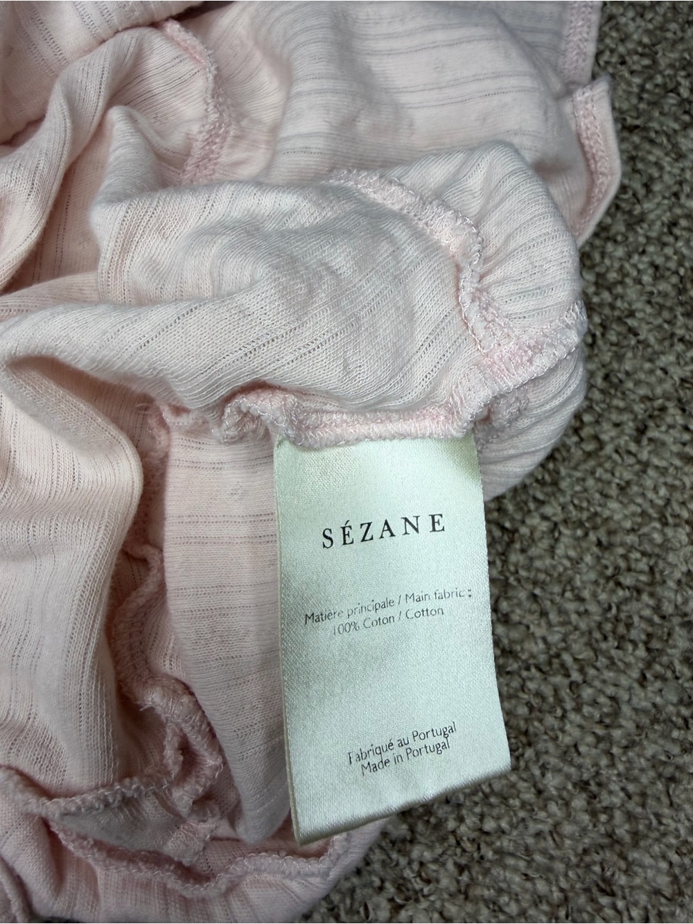 Sézane Marion Blouse in light pink- Size medium(Very Good Condition) - Picture 4 of 4